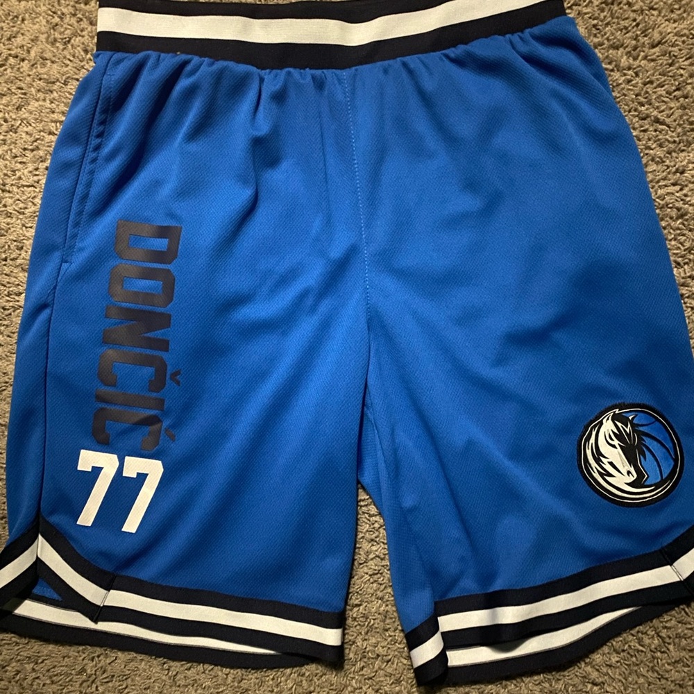 Mavs nba luka shorts